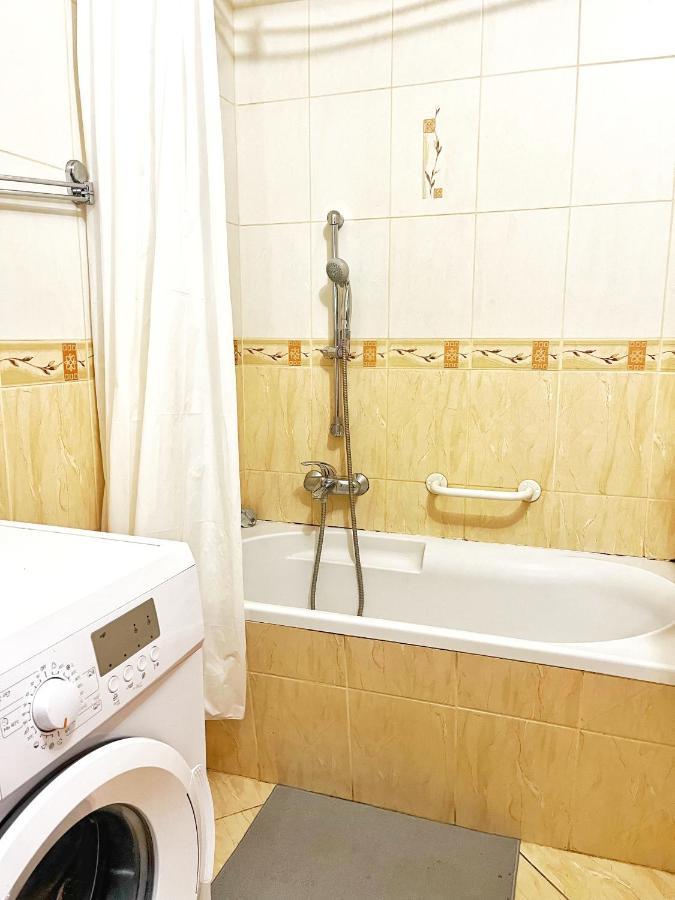 Nice Room In City Centre Krakow Bagian luar foto