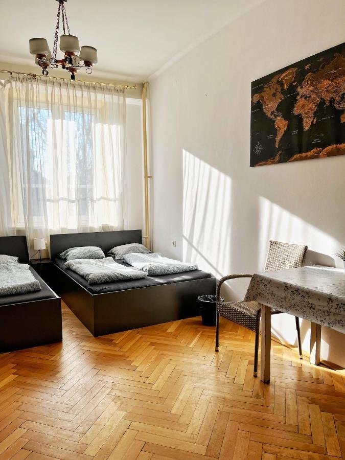 Nice Room In City Centre Krakow Bagian luar foto
